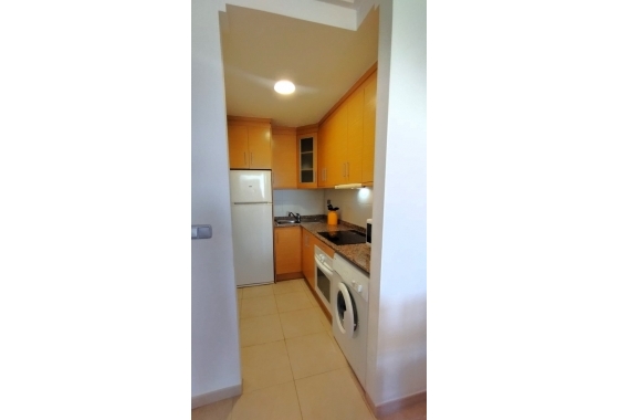 Resale - Apartment / flat - Alicante -  Urbanization