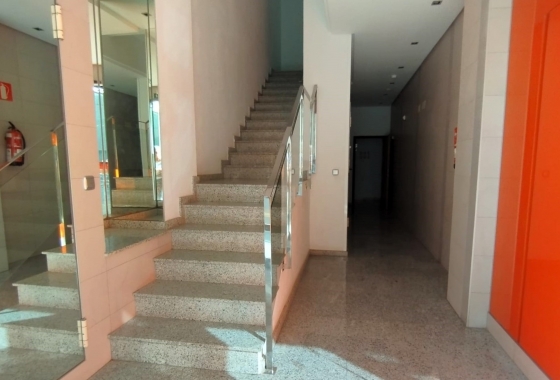 Resale - Apartment / flat - Alicante -  Urbanization