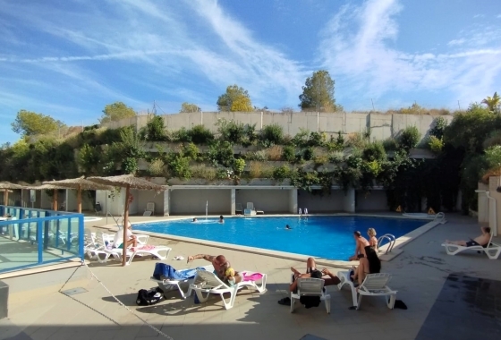 Resale - Apartment / flat - Alicante -  Urbanization