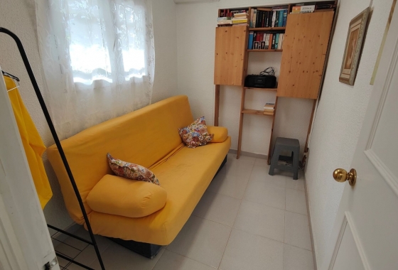Resale - Apartment / flat - Torrevieja - Torrelamata - La Mata