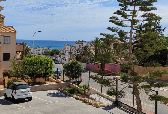 Resale - Apartment / flat - Torrevieja - Torrelamata - La Mata