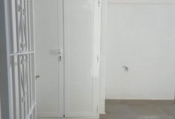 Resale - Bungalow - Torrevieja - El Chaparral