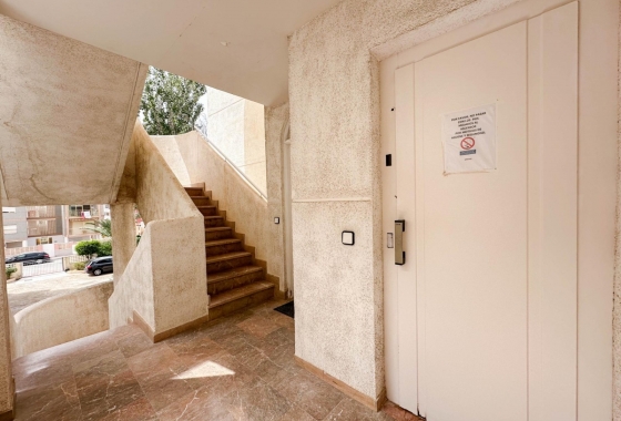 Resale - Apartment / flat - Santa Pola - Gran Playa