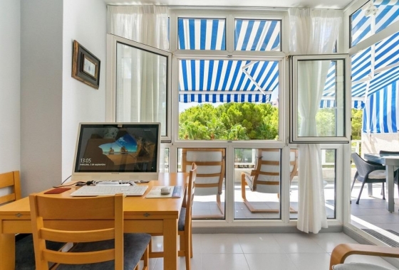 Resale - Apartment / flat - Orihuela Costa - Campoamor