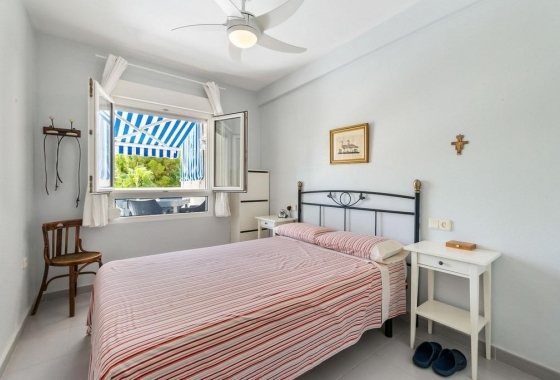 Resale - Apartment / flat - Orihuela Costa - Campoamor