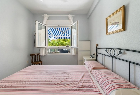 Resale - Apartment / flat - Orihuela Costa - Campoamor