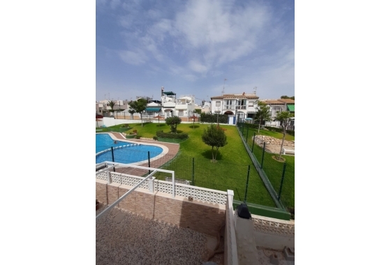 Resale - Bungalow - Torrevieja - Los Balcones