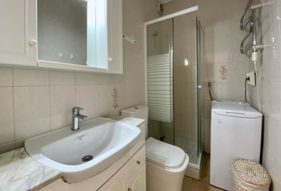 Resale - Apartment / flat - Torrevieja - Torrevieja - Playa de los Locos