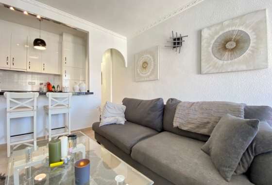 Resale - Apartment / flat - Torrevieja - Torrevieja - Playa de los Locos