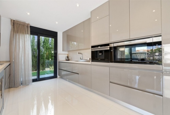 Resale - Villa - Campoamor