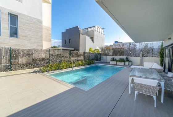 Resale - Villa - Campoamor