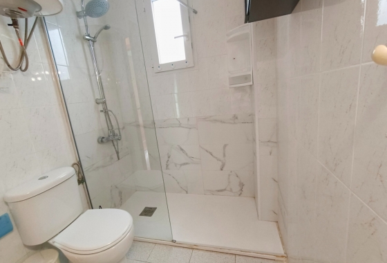 Resale - Apartment / flat - Torrevieja - Playa del Acequión