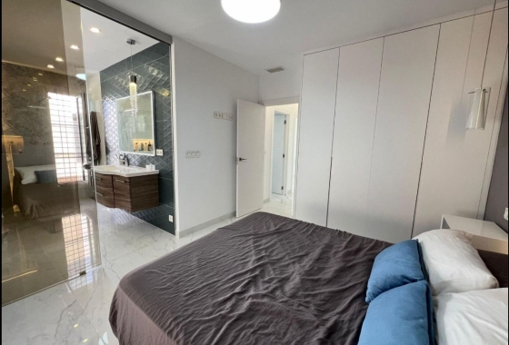 Resale - Villa - La Mata