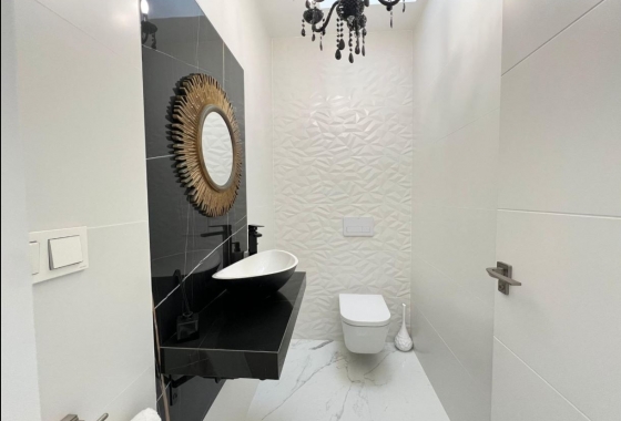 Resale - Villa - La Mata