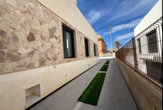 Resale - Villa - La Mata