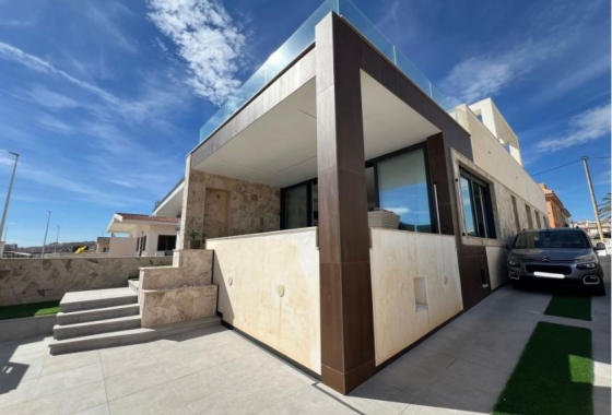 Resale - Villa - La Mata