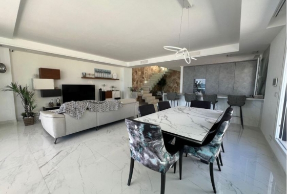 Resale - Villa - La Mata