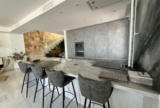 Resale - Villa - La Mata