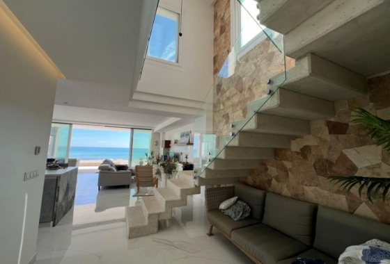 Resale - Villa - La Mata