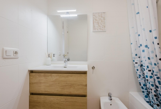 Resale - Apartment / flat - Torrevieja - Playa del Acequión