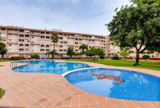 Resale - Apartment / flat - Torrevieja - El Acequión - Los Náufragos
