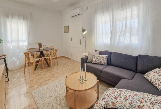 Resale - Townhouse - Torrevieja - Playa de los Locos