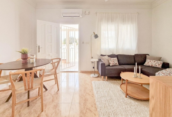 Resale - Townhouse - Torrevieja - Playa de los Locos