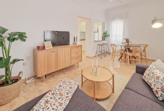 Resale - Townhouse - Torrevieja - Playa de los Locos