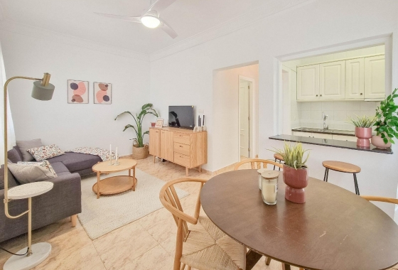 Resale - Townhouse - Torrevieja - Playa de los Locos