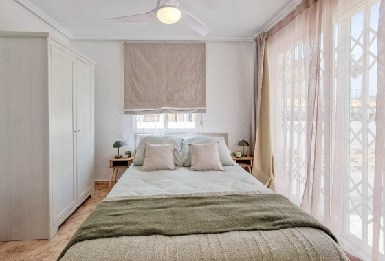 Resale - Townhouse - Torrevieja - Playa de los Locos