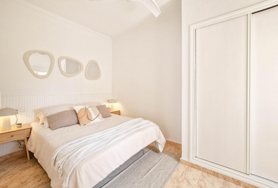 Resale - Townhouse - Torrevieja - Playa de los Locos