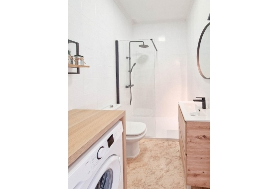 Resale - Townhouse - Torrevieja - Playa de los Locos