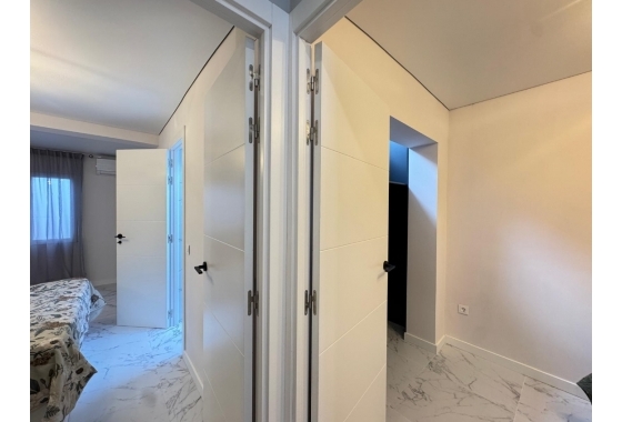 Resale - town house - Torrevieja - Playa del Cura