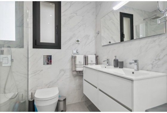 Resale - Villa - Algorfa