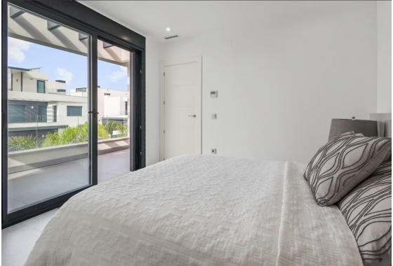 Resale - Villa - Algorfa