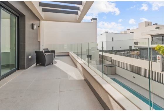 Resale - Villa - Algorfa