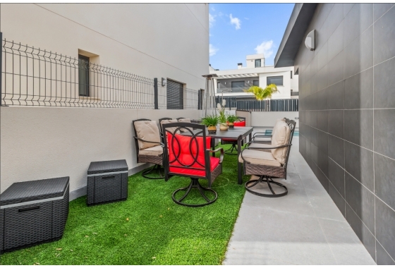 Resale - Villa - Algorfa