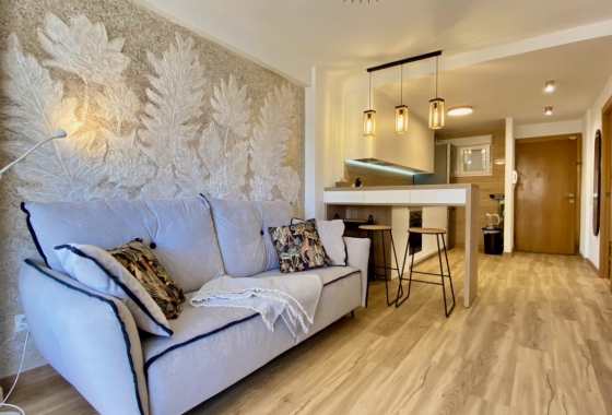 Resale - Apartment / flat - Torrevieja - LA MATA