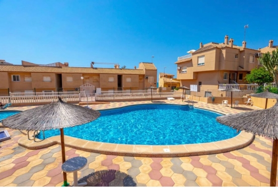 Resale - Apartment / flat - Torrevieja - LA MATA
