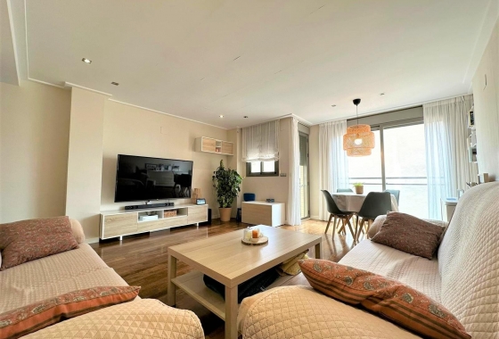 Resale - Apartment / flat - Santa Pola