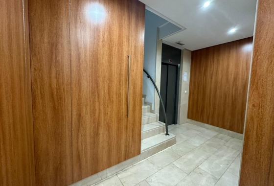 Resale - Apartment / flat - Santa Pola