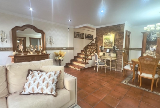 Resale - Townhouse - Orihuela Costa - La Zenia