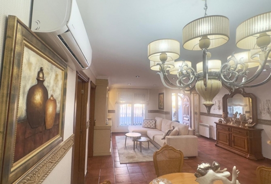 Resale - Townhouse - Orihuela Costa - La Zenia