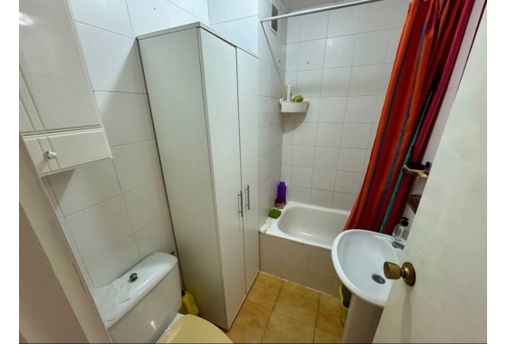 Resale - Apartment / flat - La Mata