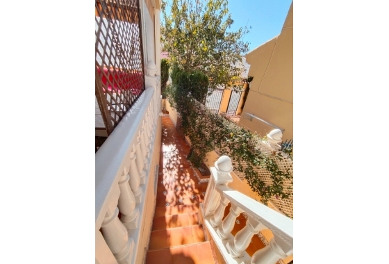 Reventa - Villa - Guardamar del Segura - Urbanizaciones