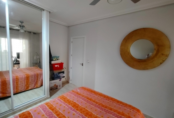 Reventa - Villa - Guardamar del Segura - Urbanizaciones