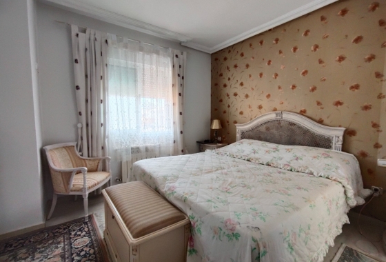 Reventa - Villa - Guardamar del Segura - Urbanizaciones