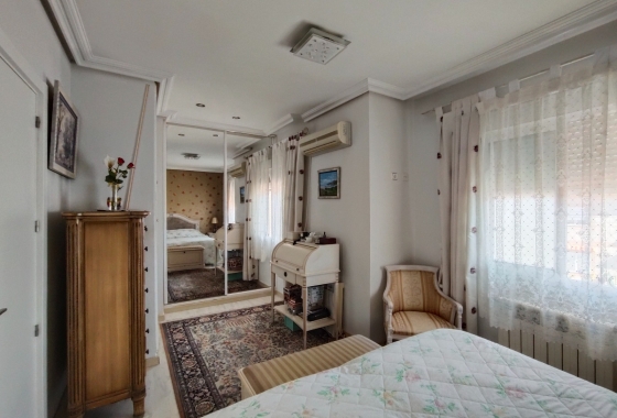 Reventa - Villa - Guardamar del Segura - Urbanizaciones