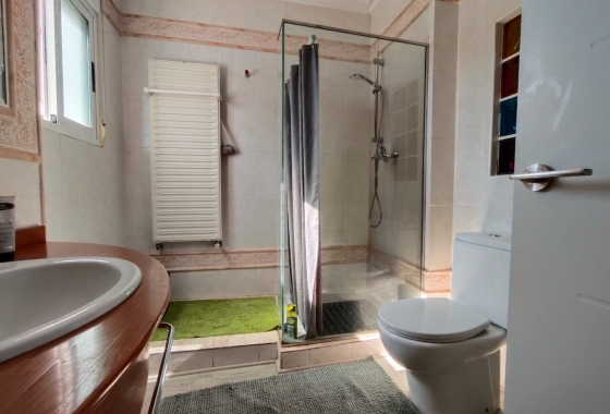 Reventa - Villa - Guardamar del Segura - Urbanizaciones