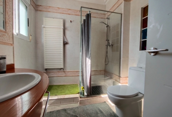 Reventa - Villa - Guardamar del Segura - Urbanizaciones